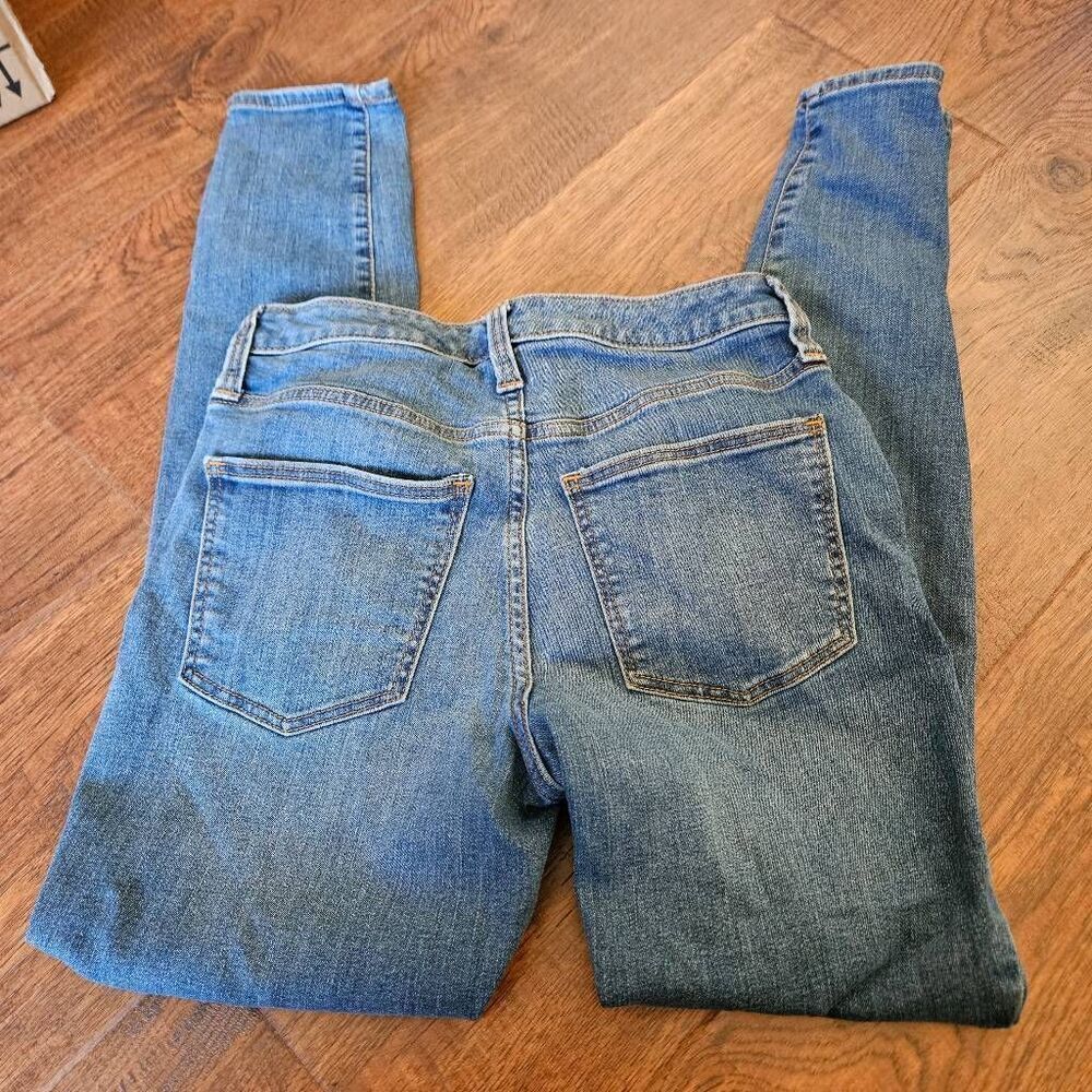Universal Thread High Rise Skinny Jeans - Picture 6 of 8
